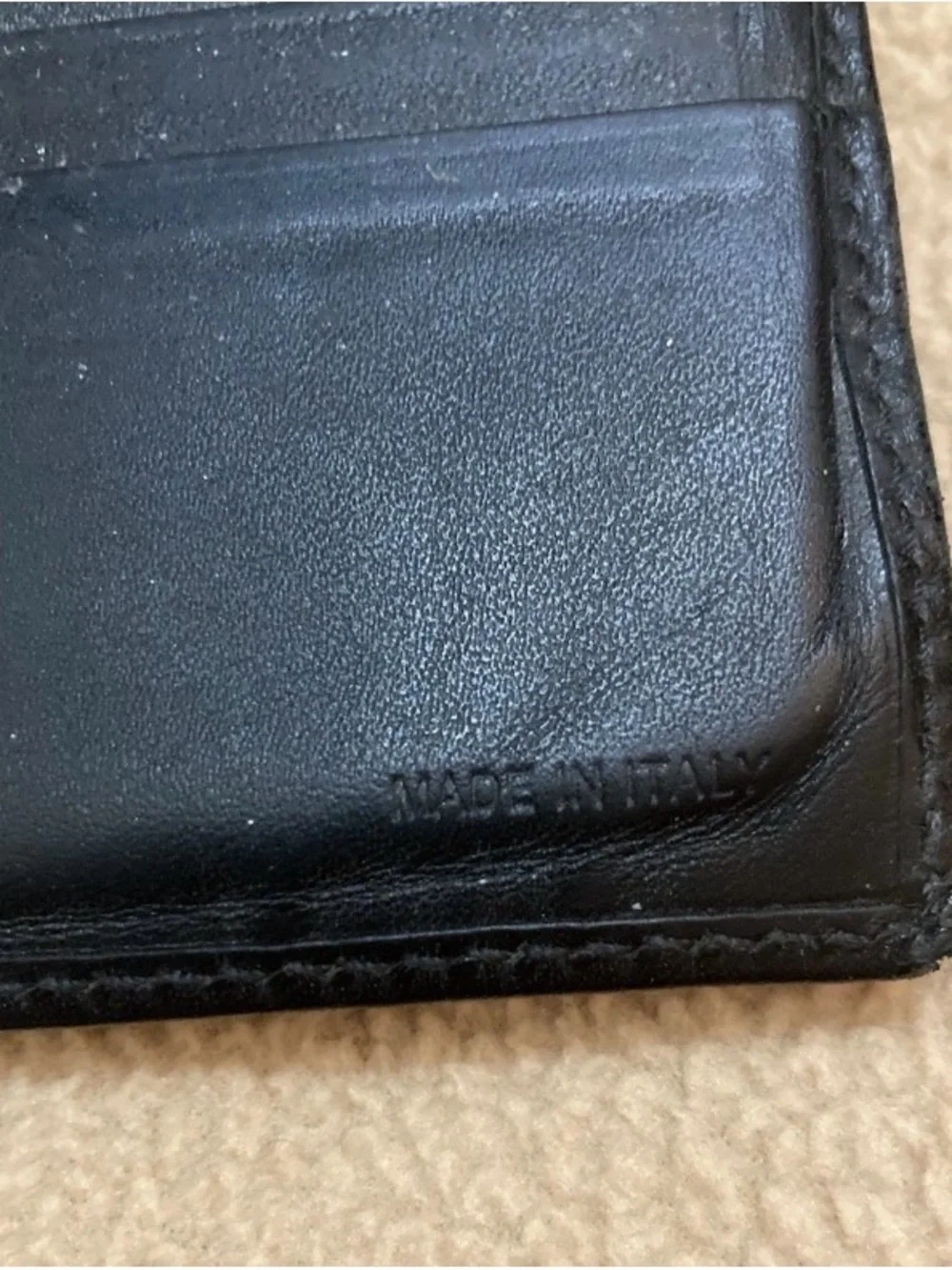 Authentic Burberry Mens Bifold Wallet Tons Of Space And Split Cash Section